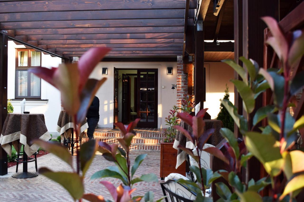 Hotel Hunting House Turija Zewnętrze zdjęcie