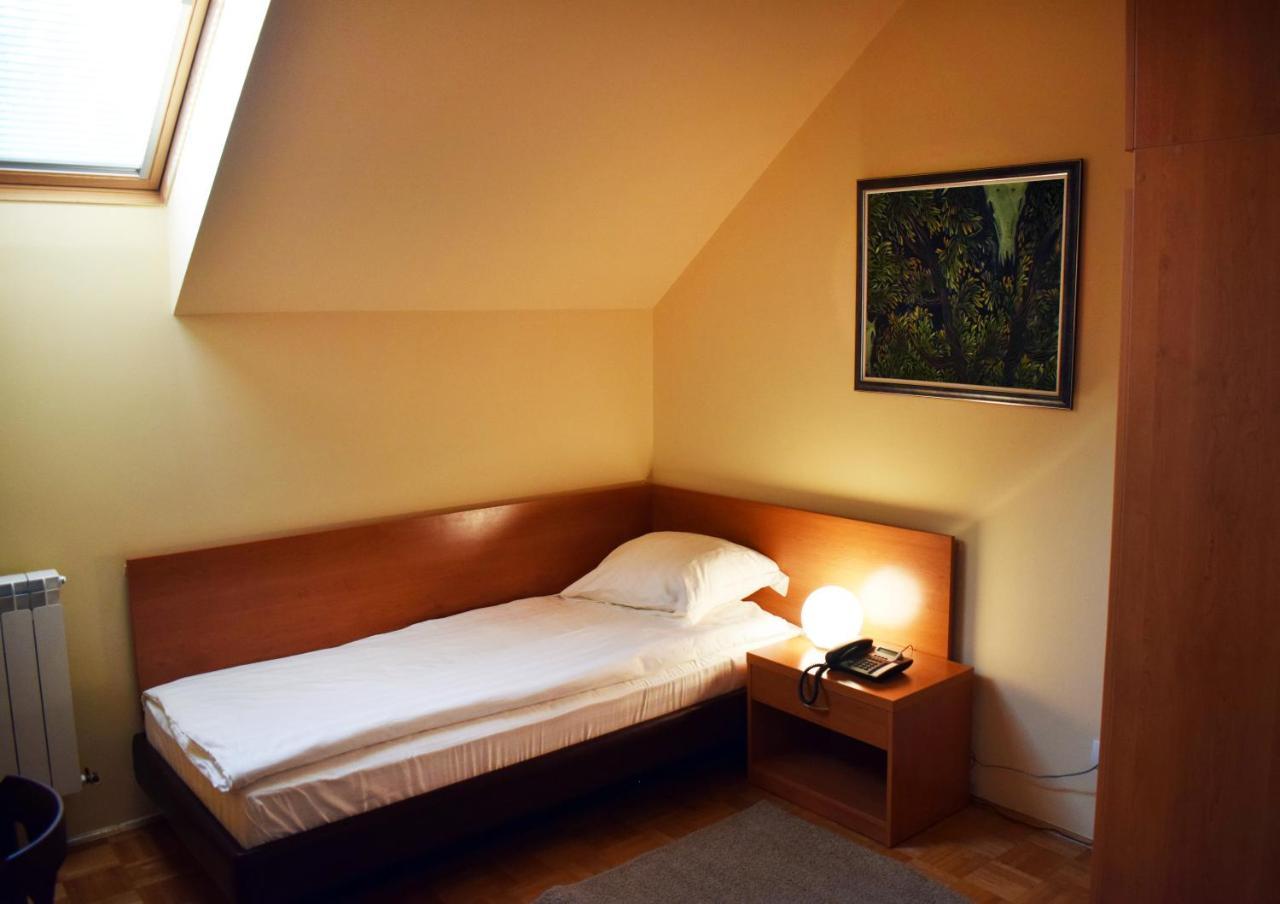 Hotel Hunting House Turija Zewnętrze zdjęcie