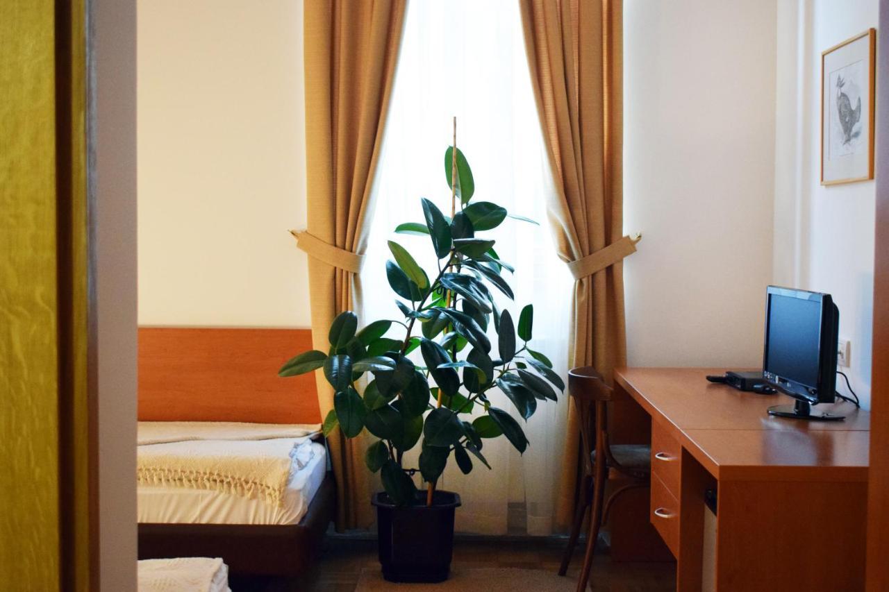 Hotel Hunting House Turija Zewnętrze zdjęcie
