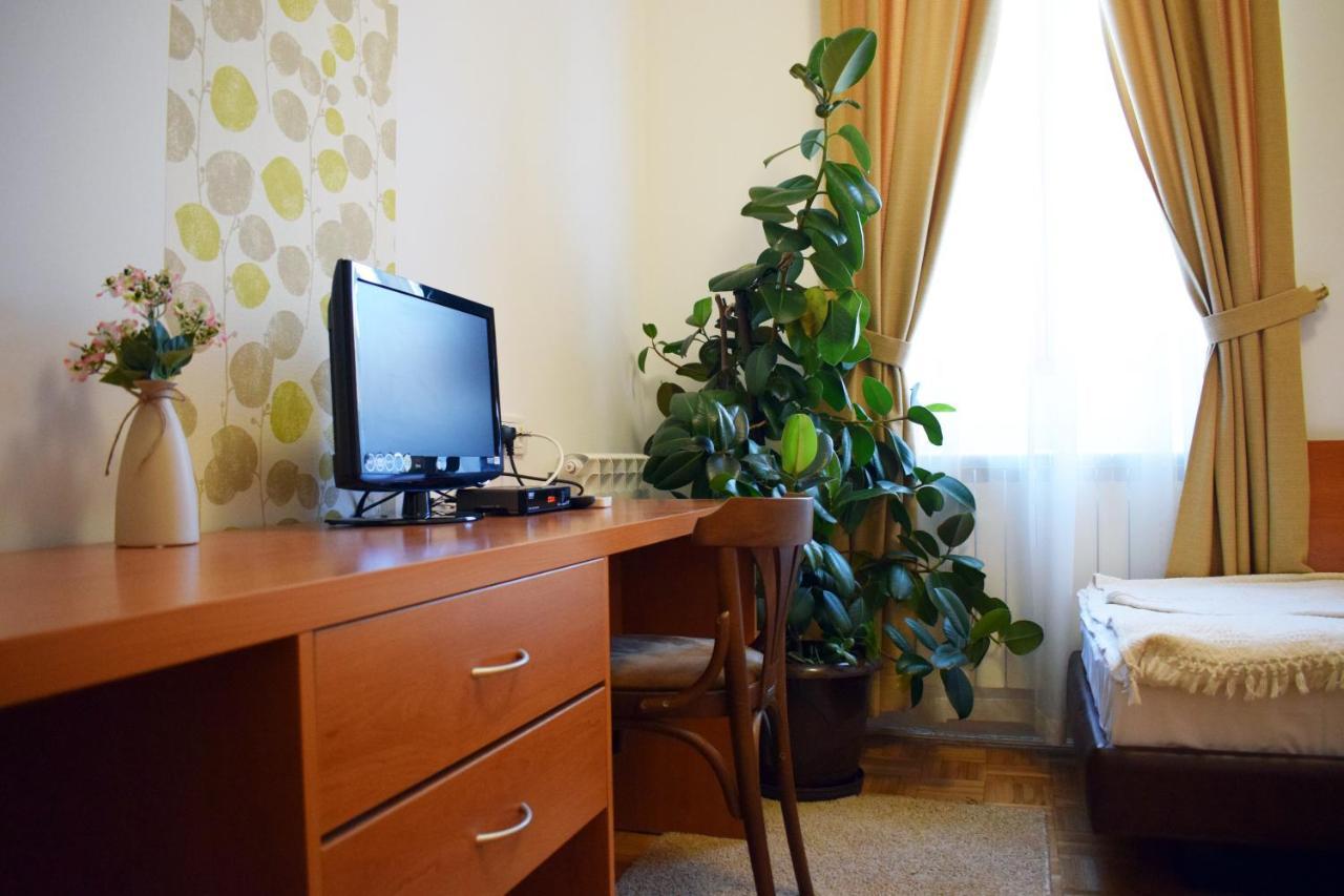 Hotel Hunting House Turija Zewnętrze zdjęcie
